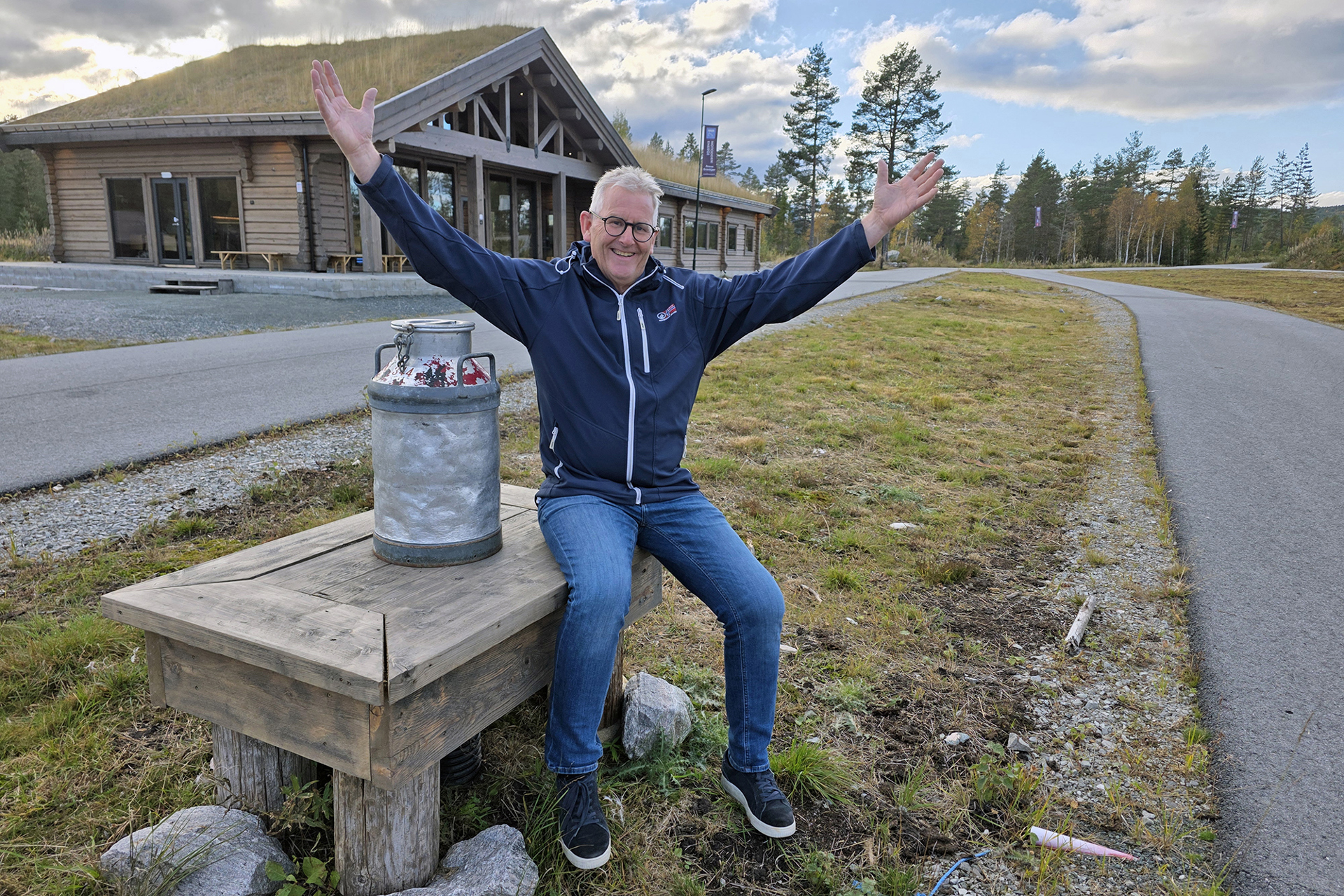 LIONS RØDE FJÆR: Vi heier på alle kreative krefter